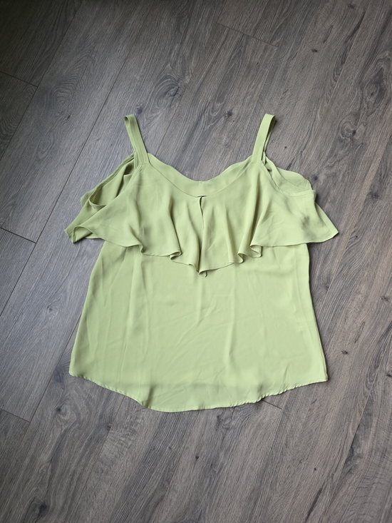 7Th Avenue Design Studio Tops - 7th Avenue Design Studio NY & Co Top Green {Medium}